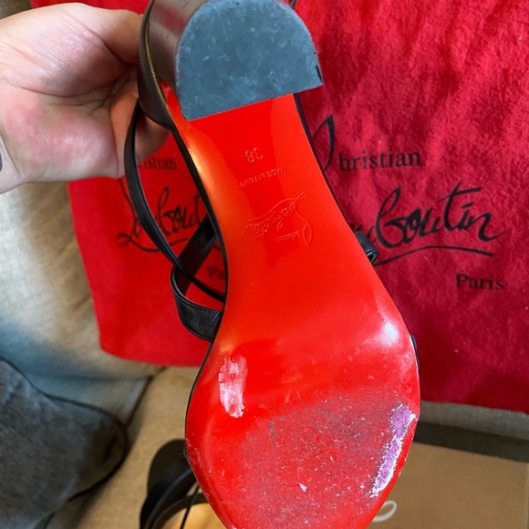 Christian Louboutin size 8 - Picture 9 of 10